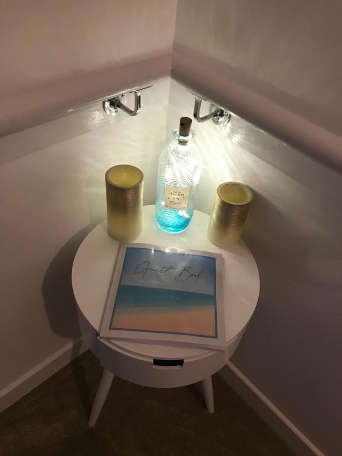 Modern And Bright Home In Quiet And Central Areaインヴァネス エクステリア 写真